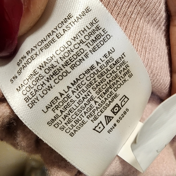 EXPRESS women's Pullover Hoddie Rose Relaxed fit V Neck Sweater size M - Picture 5 of 8